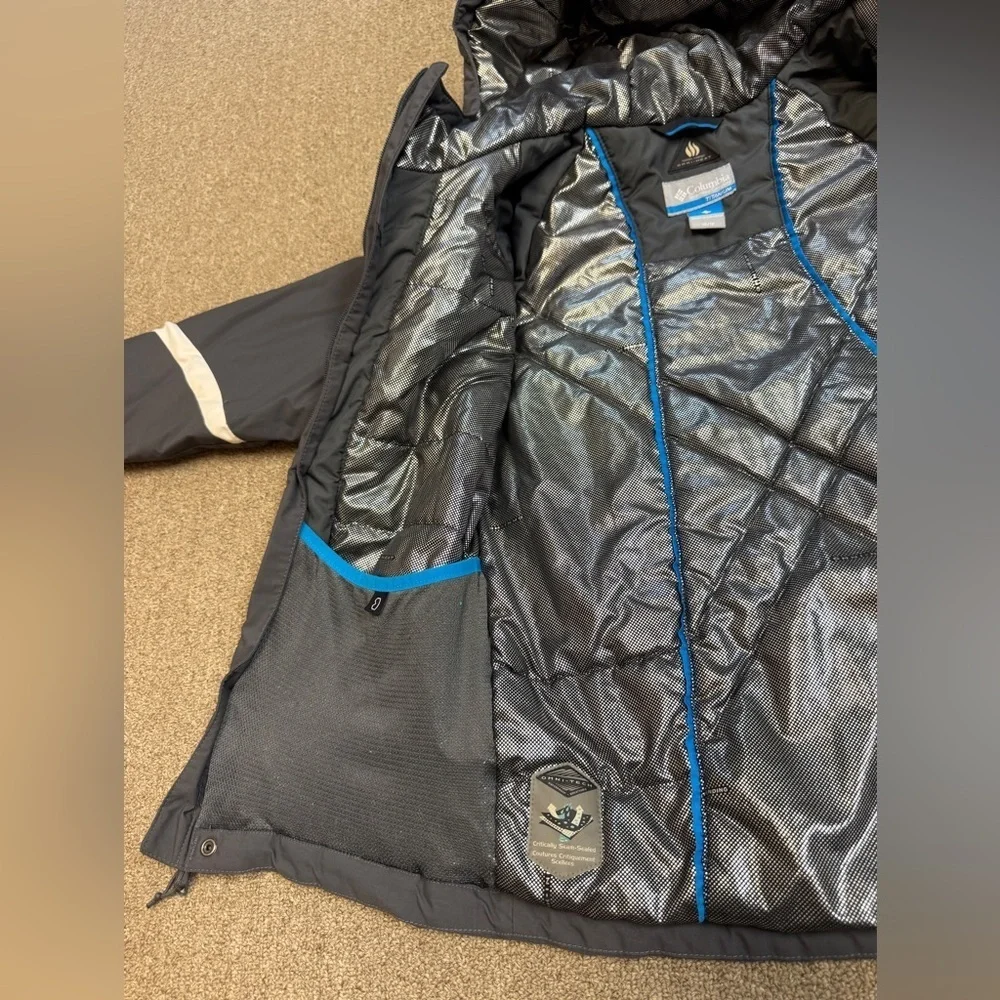 Columbia: Kids Omni Heat Gray / Ivory Insulated Hooded Winter Jacket, Size 10/12